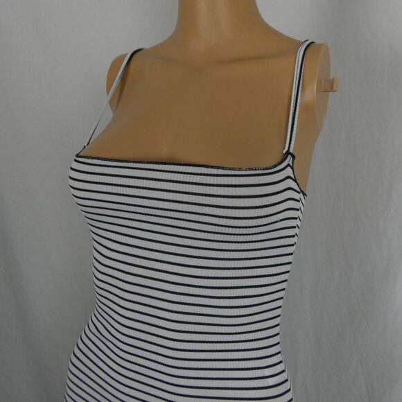 PrettyLittleThing Striped Cami Bodysuit Tank Top Snap Bottom Size 4 Black White - Picture 3 of 10